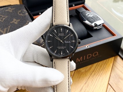Mido Commander Black Dial Automatic Men's Watch 40mm view 2