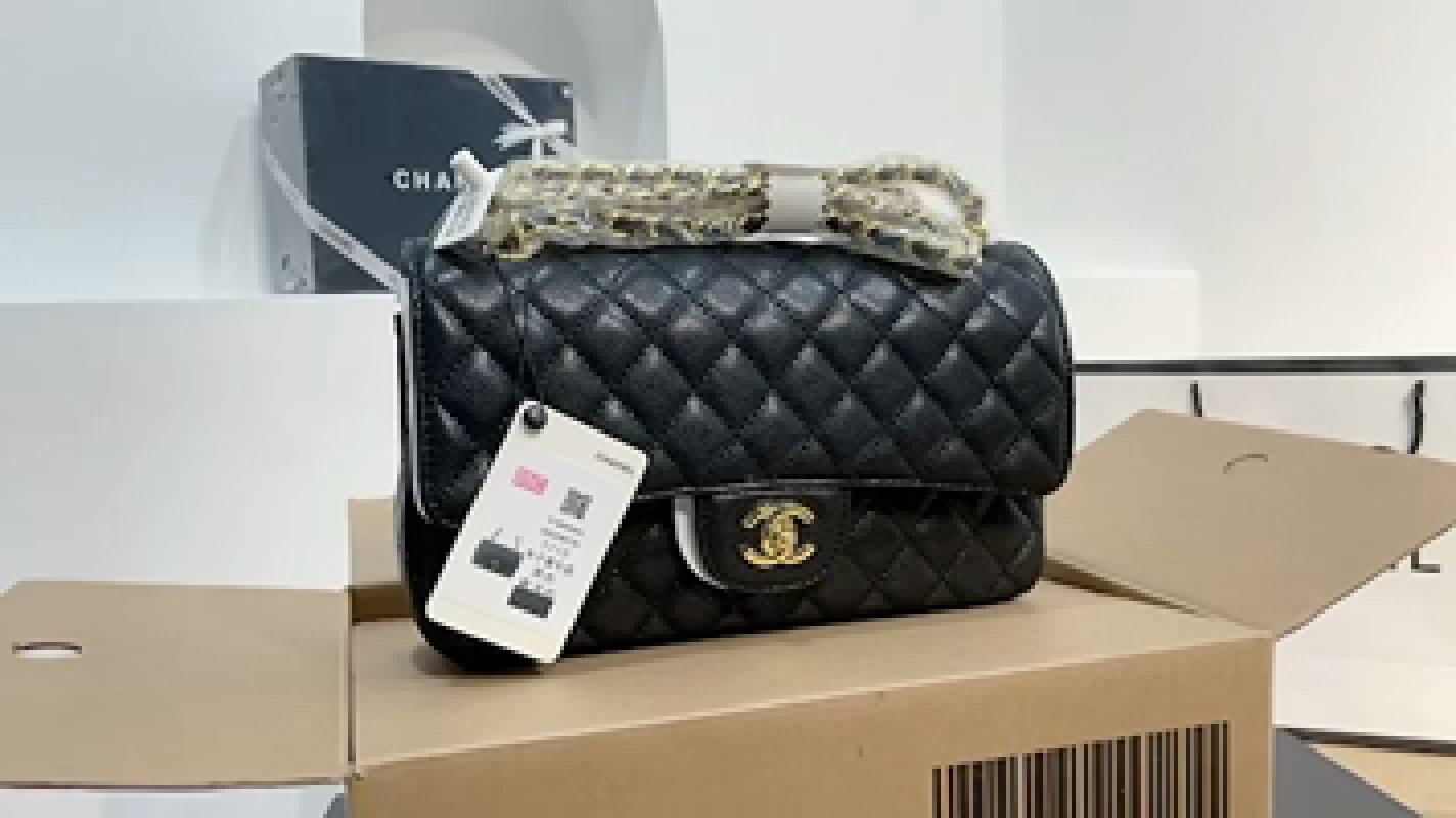 Chanel Classic Quilted Flap Bag Black Gold Chain