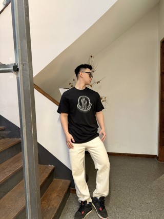 Moncler Black Graphic Logo T-Shirt view 3