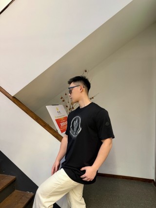 Moncler Black Graphic Logo T-Shirt view 6