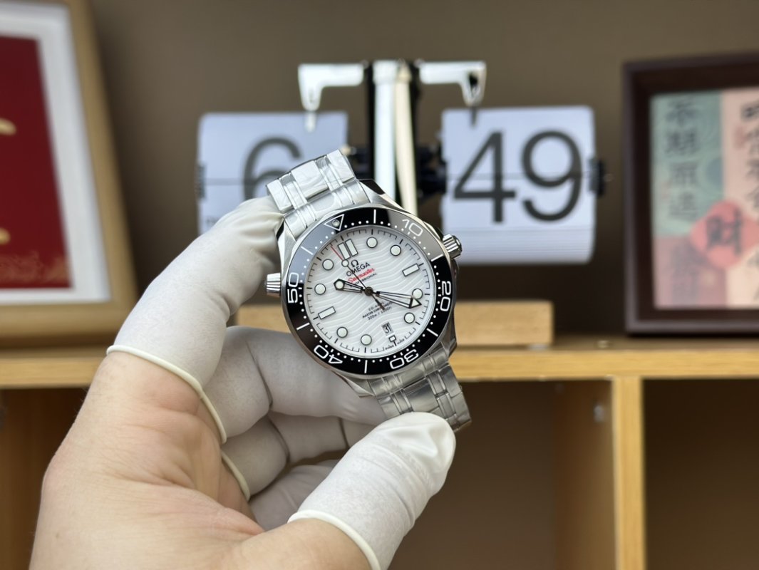 Omega Seamaster 300M Panda Dial Steel Watch view