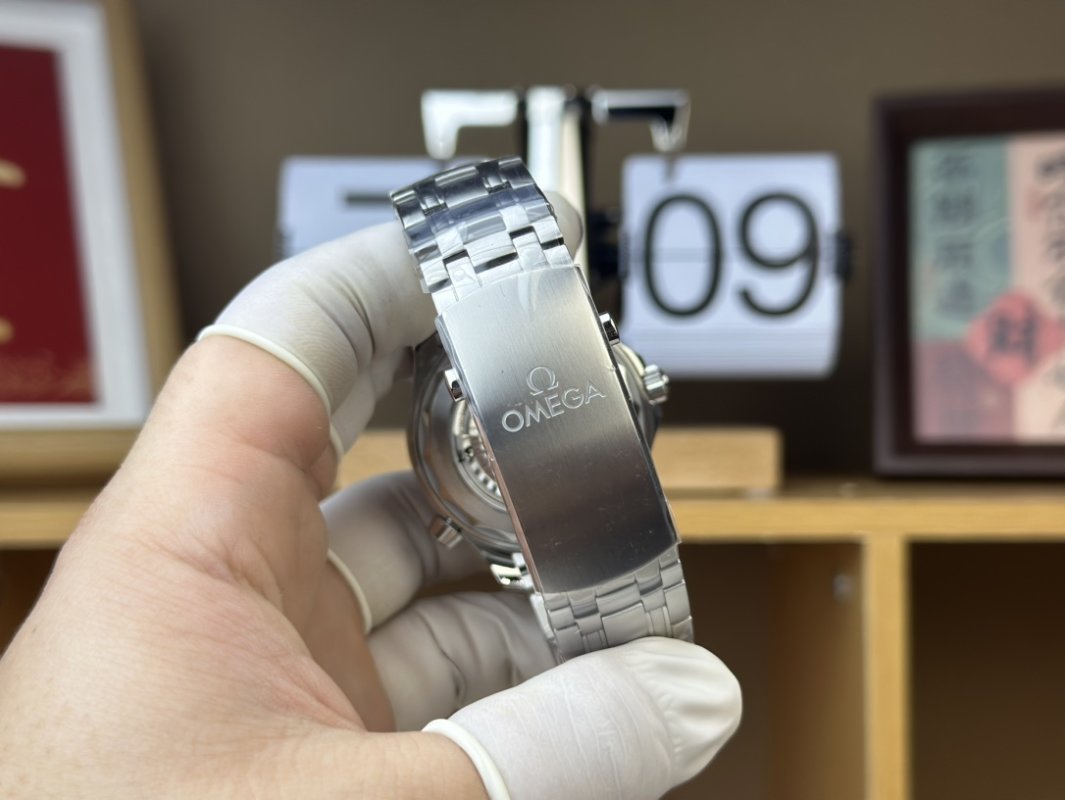 Omega Seamaster 300M Panda Dial Steel Watch view