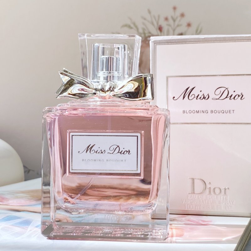 Dior Miss Dior Blooming Bouquet Eau de Toilette 100ml view