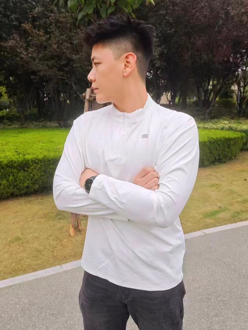 Kolon Sport Cream Long Sleeve Technical T-Shirt view