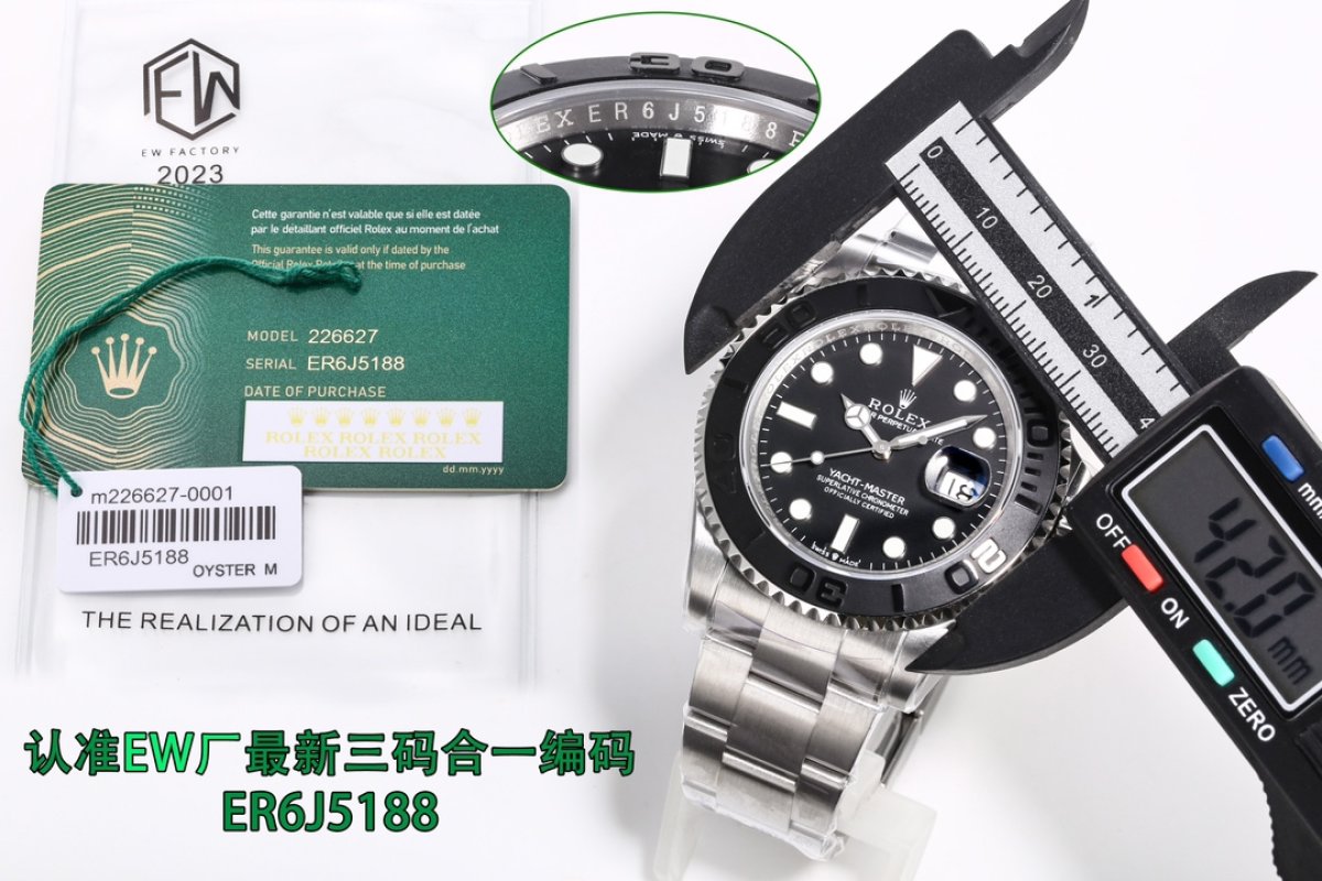 Rolex Yacht-Master 42mm Black Dial Steel Watch Replica view