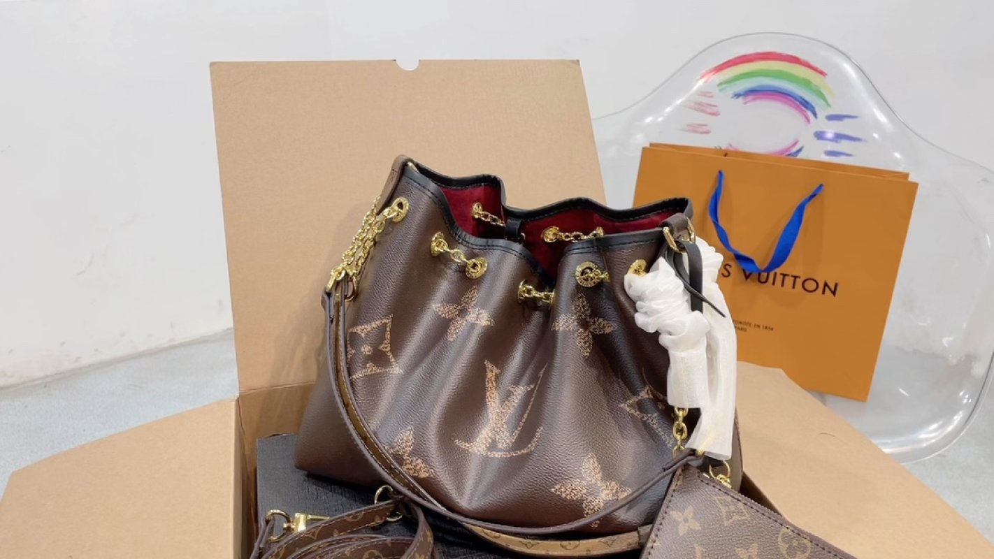 Louis Vuitton Monogram Canvas Bucket Bag Brown
