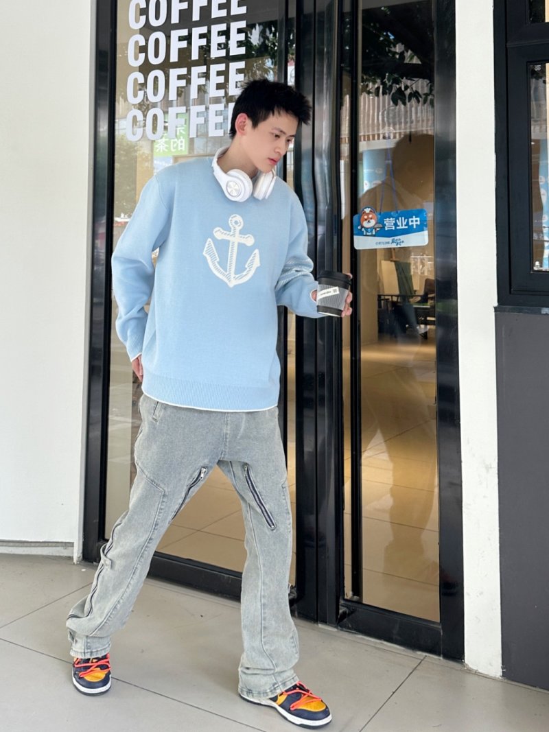 Oversized Knit Crewneck Sweater - Cream/Blue view