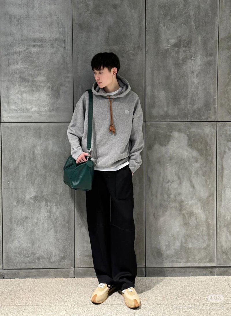 Essentials Fear of God Beige Pullover Hoodie view