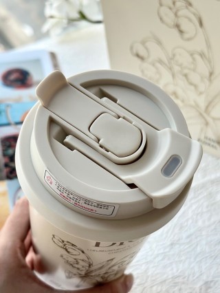 Dior Dual-Mouth Insulated Tumbler White view 2