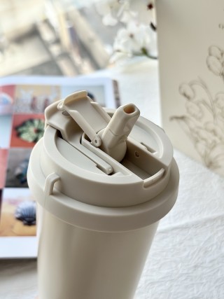 Dior Dual-Mouth Insulated Tumbler White view 6