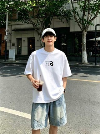 Balenciaga BB Logo White T-Shirt view 4