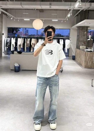 Balenciaga BB Logo White T-Shirt view 5