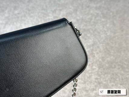 Gucci 1955 Horsebit Black Leather Shoulder Bag view 7