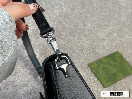 Gucci 1955 Horsebit Black Leather Shoulder Bag view 9