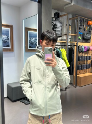 Essentials Fear of God Sage Green Zip-Up Windbreaker Jacket view 5