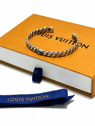 Louis Vuitton Silver Cuban Chain Bracelet - Adjustable view 2