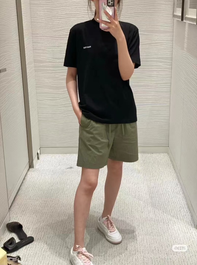 Essentials Fear of God Black Minimalist T-Shirt