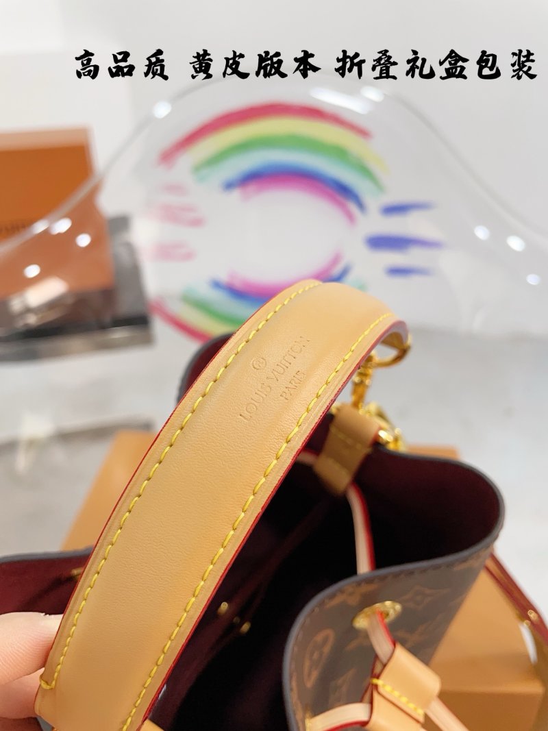 Louis Vuitton NEONOE Monogram Canvas Bucket Bag - Brown view