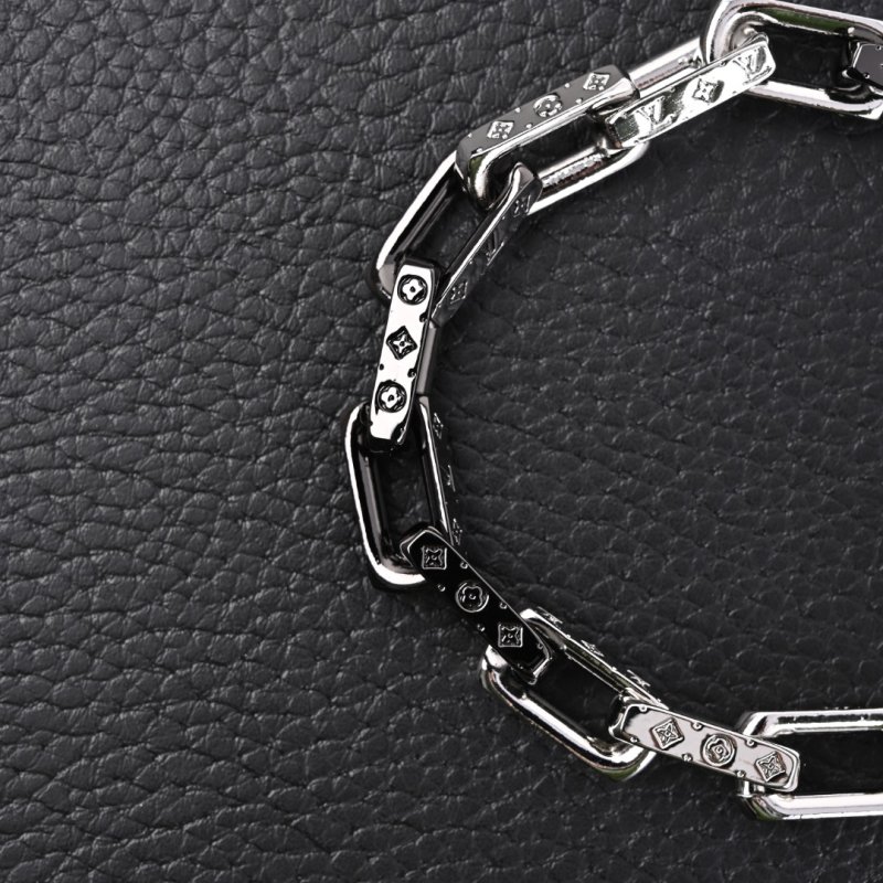Louis Vuitton LV Bamboo Link Black & Silver Bracelet view