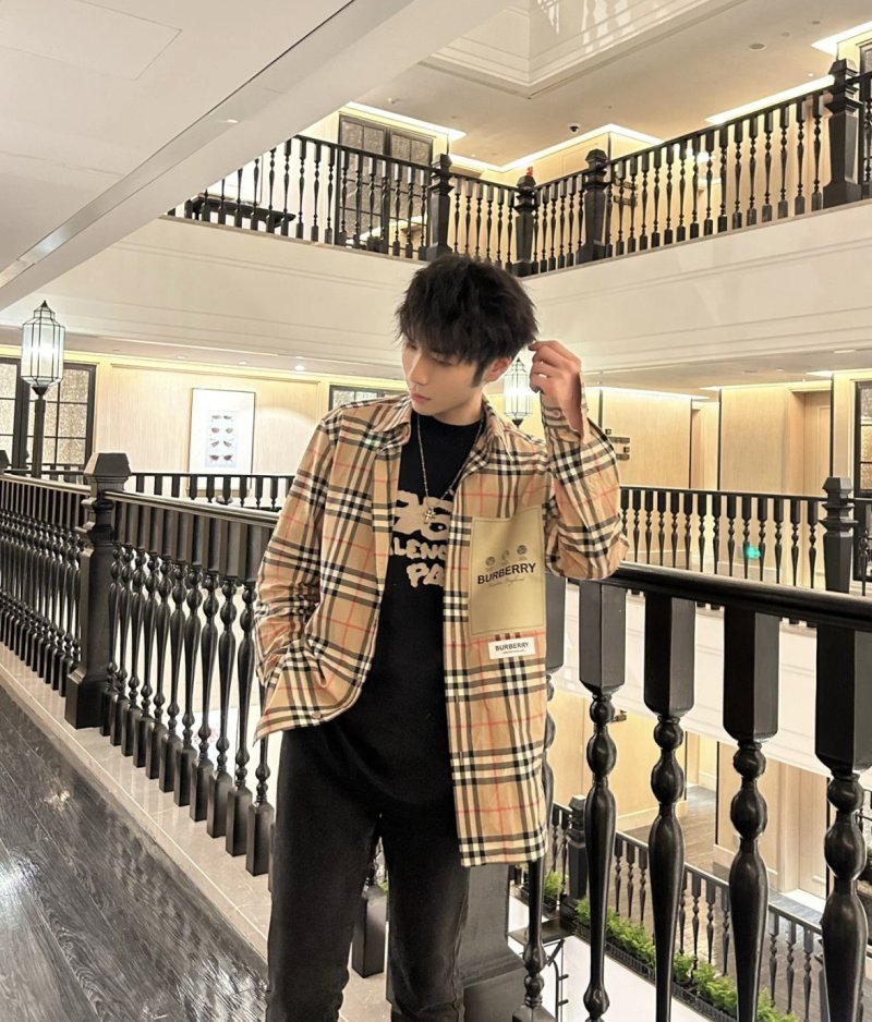 Burberry Beige Check Oversized Blazer view