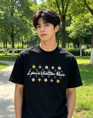 Louis Vuitton Paris Black T-Shirt with Floral Embroidery view 6