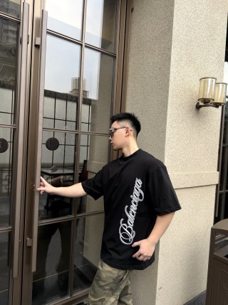 Burberry Black Vertical Logo T-Shirt view 3
