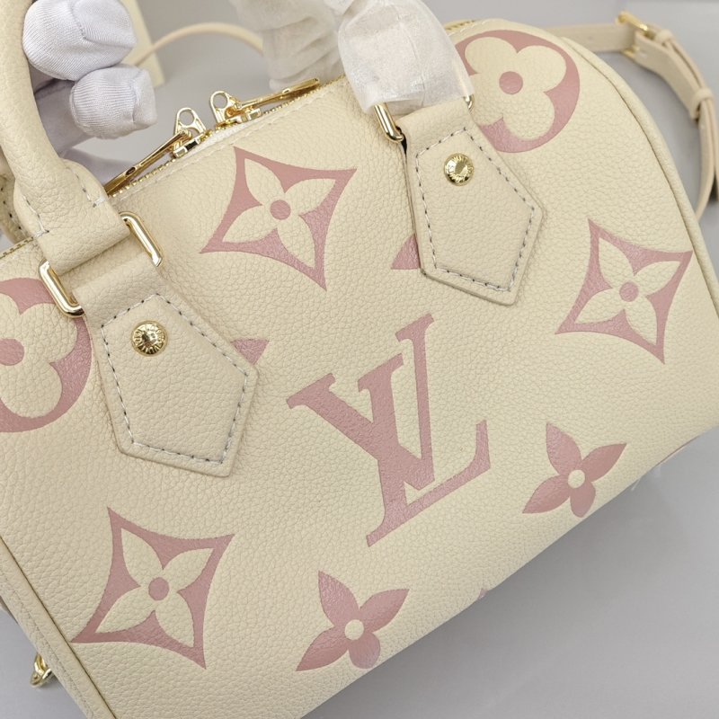 Louis Vuitton Speedy 20 Pillow Bag Cream Strawberry view