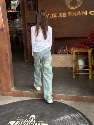 Vintage Wash Wide-Leg Denim Jeans – Light Blue view 2