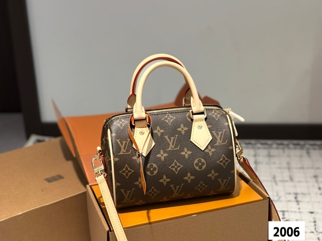 Louis Vuitton Speedy Monogram Canvas Handbag Brown