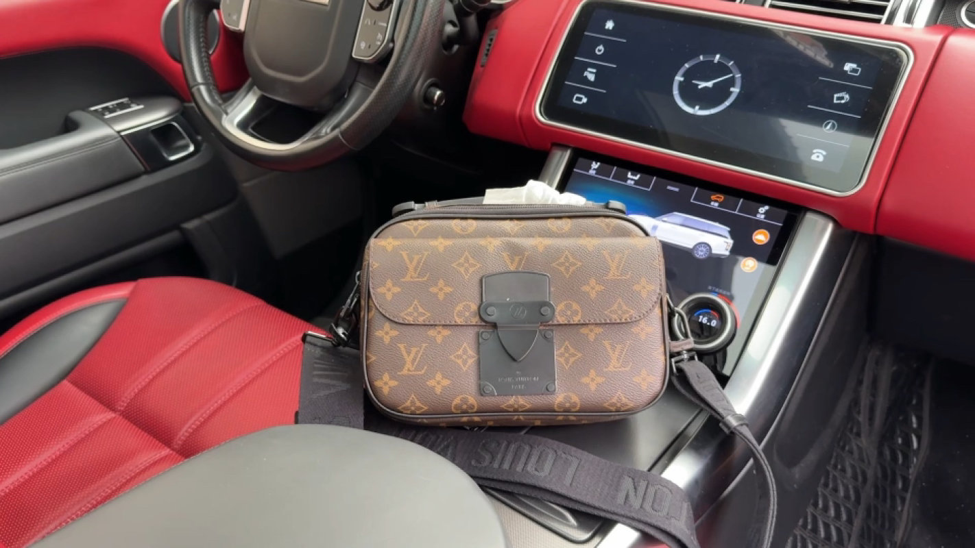 Louis Vuitton Monogram Crossbody Shoulder Bag Brown