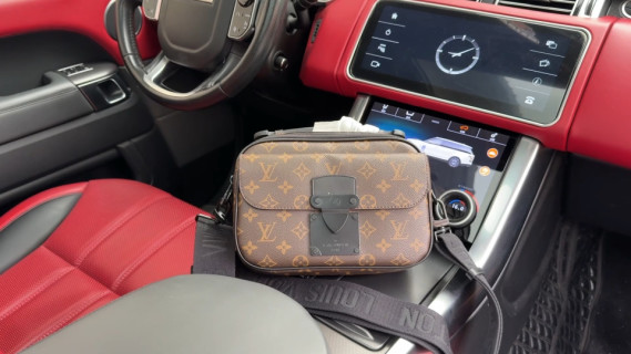 Louis Vuitton Monogram Crossbody Shoulder Bag Brown