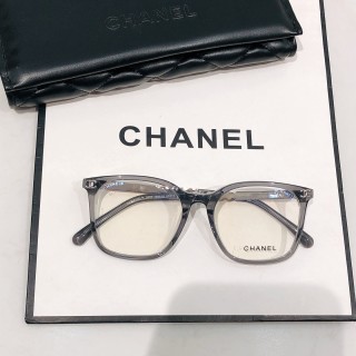 Chanel CH0606 Black Square Sunglasses with Pearl Detail view 3
