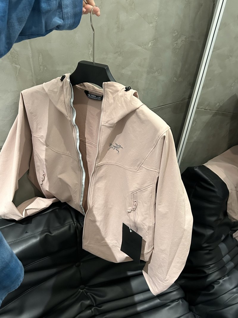 Arc'teryx Soft Shell Hoodie Pink