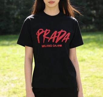 Prada Milano Black T-Shirt Red Logo view 7