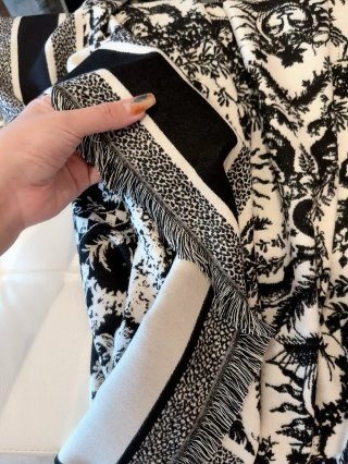 Dior 4 Saisons Printemps Soleil Square Scarf - Blue/Cream view 7