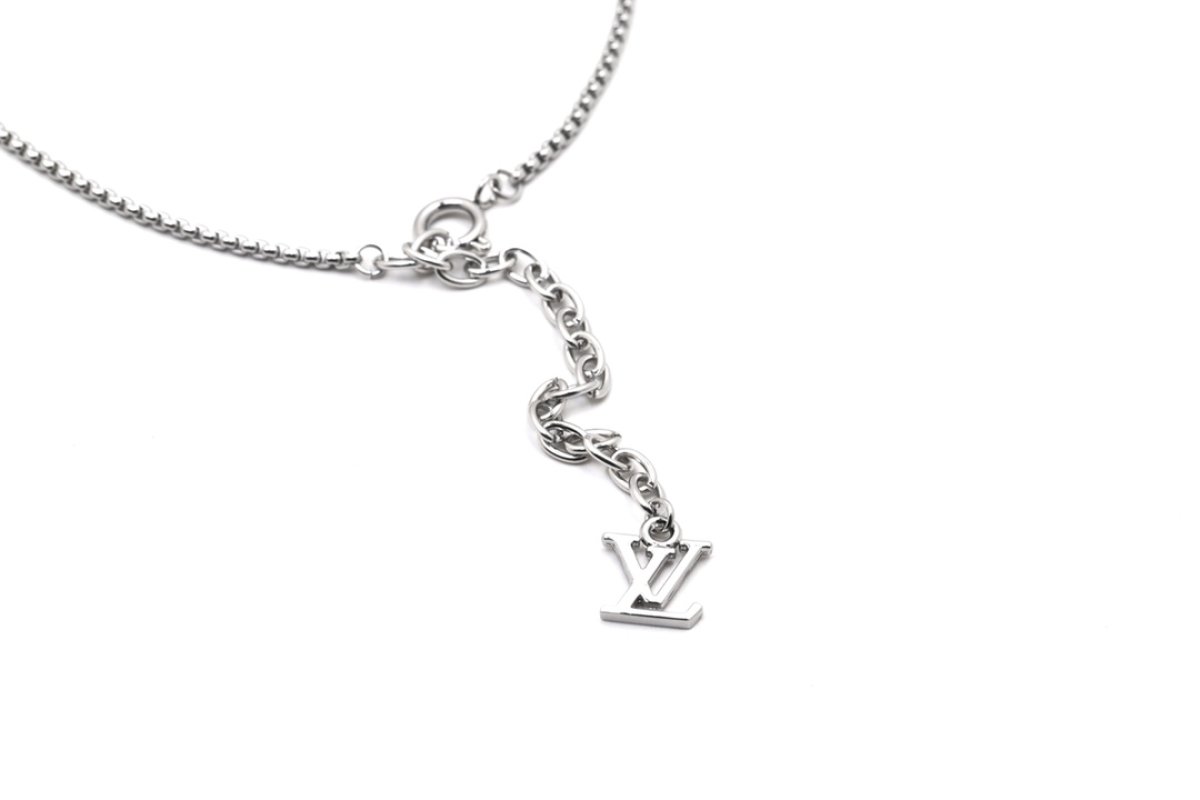 LV Sunrise Beaded Chain Necklace - Multicolor view