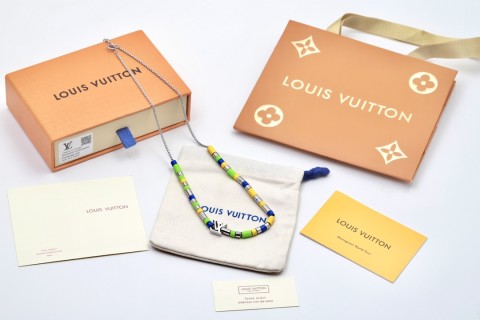 LV Sunrise Beaded Chain Necklace - Multicolor view 7