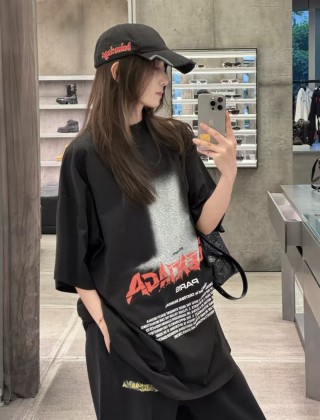 Black Oversized Graphic Print T-Shirt with Red Logo view 2