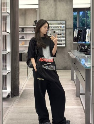 Black Oversized Graphic Print T-Shirt with Red Logo view 3