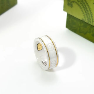 Gucci Icon Ceramic Band Ring with Gold Trim - White view 5