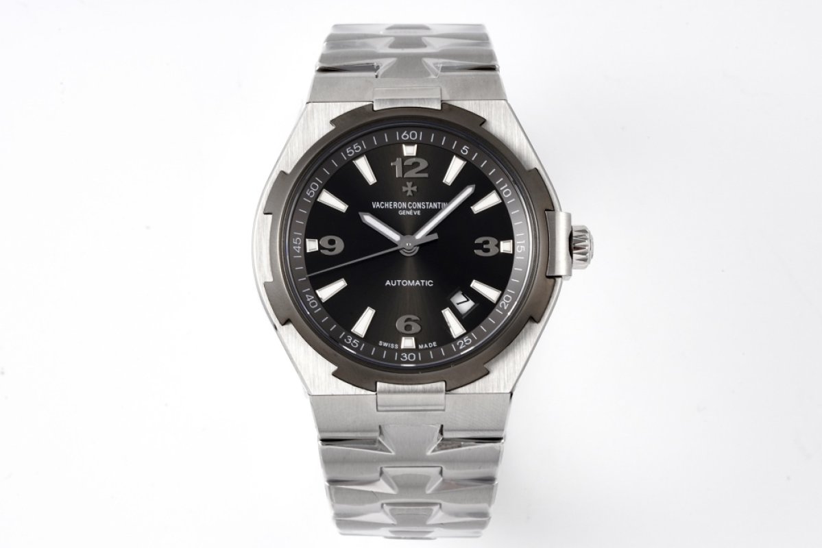 Vacheron Constantin Overseas Automatic Steel Watch 42mm