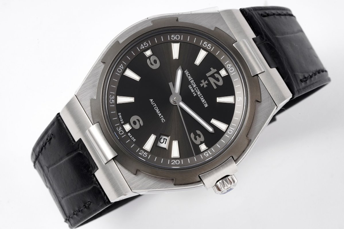 Vacheron Constantin Overseas Automatic Steel Watch 42mm view