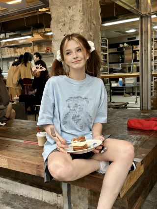Light Blue Graphic Print Short Sleeve T-Shirt