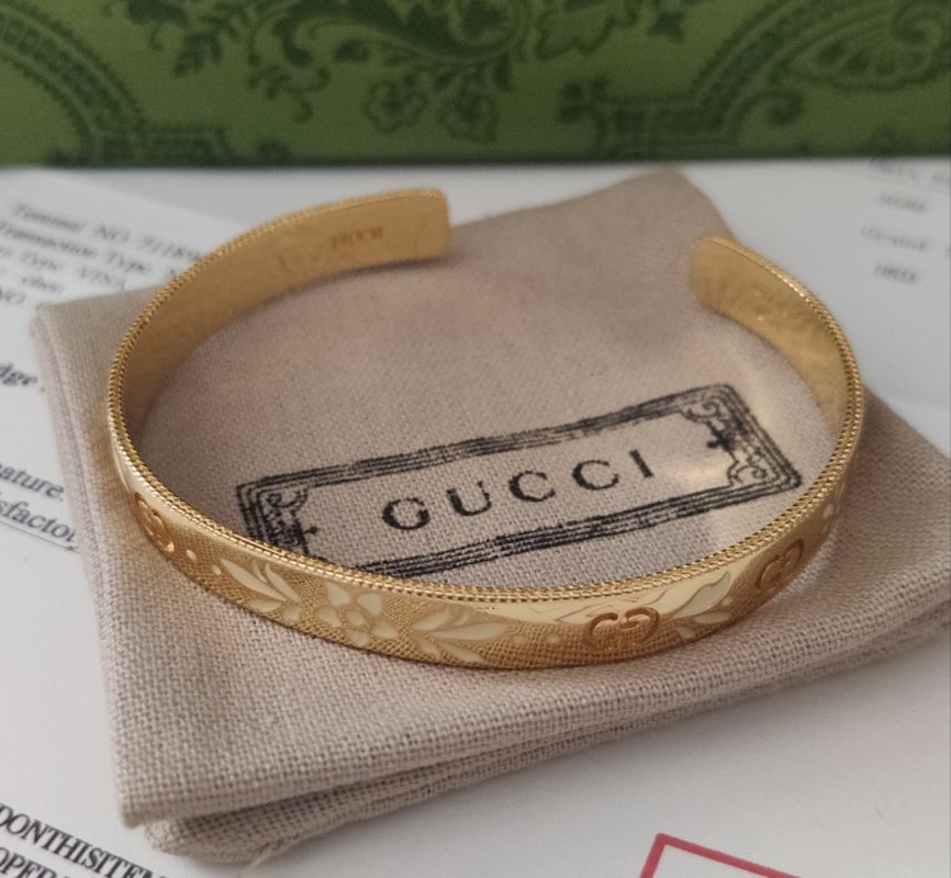 Gucci Double G Enamel Flower Gold-Plated Open Cuff Bracelet
