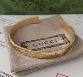 Gucci Double G Enamel Flower Gold-Plated Open Cuff Bracelet