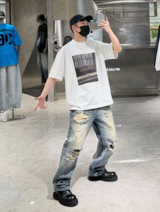 Cream Graphic Print Short Sleeve T-Shirt - Window Scene view 2