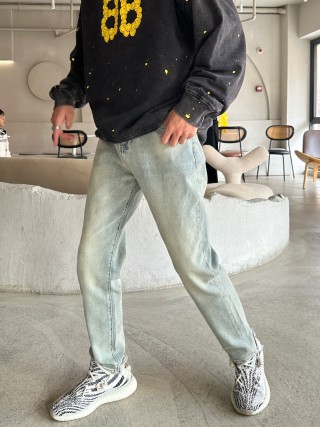 Light Wash Straight Leg Denim Jeans