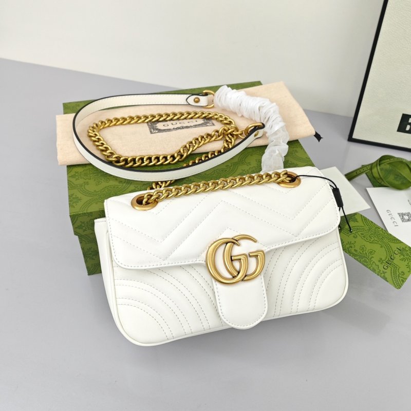 Gucci GG Marmont Quilted Shoulder Bag - White view