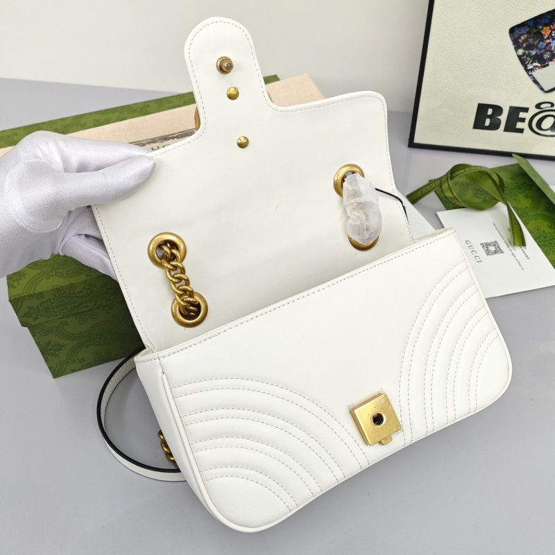 Gucci GG Marmont Quilted Shoulder Bag - White view