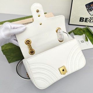 Gucci GG Marmont Quilted Shoulder Bag - White view 9